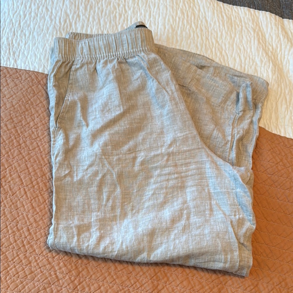 Tahari Linen Capris - Light Gray - Picture 4 of 4